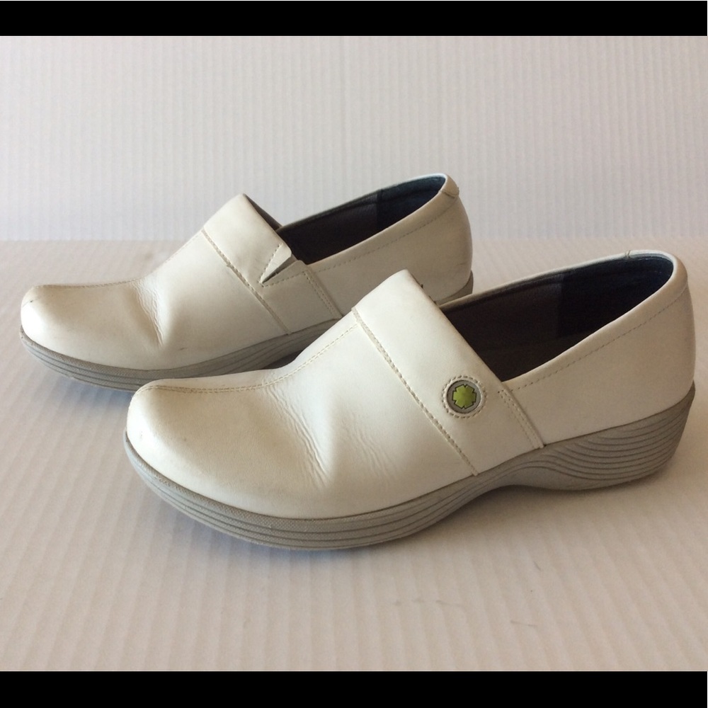 Work wonders by Dansko shoes